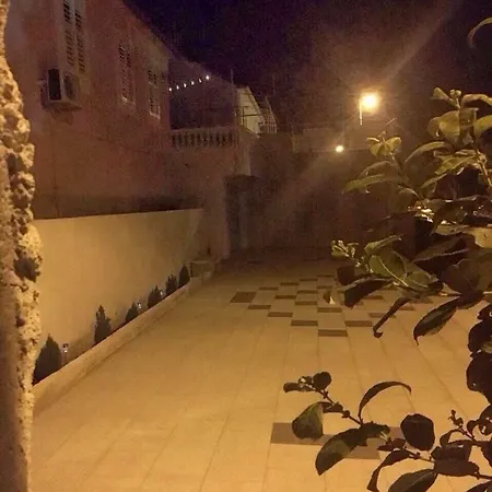 Silvana Apartment *